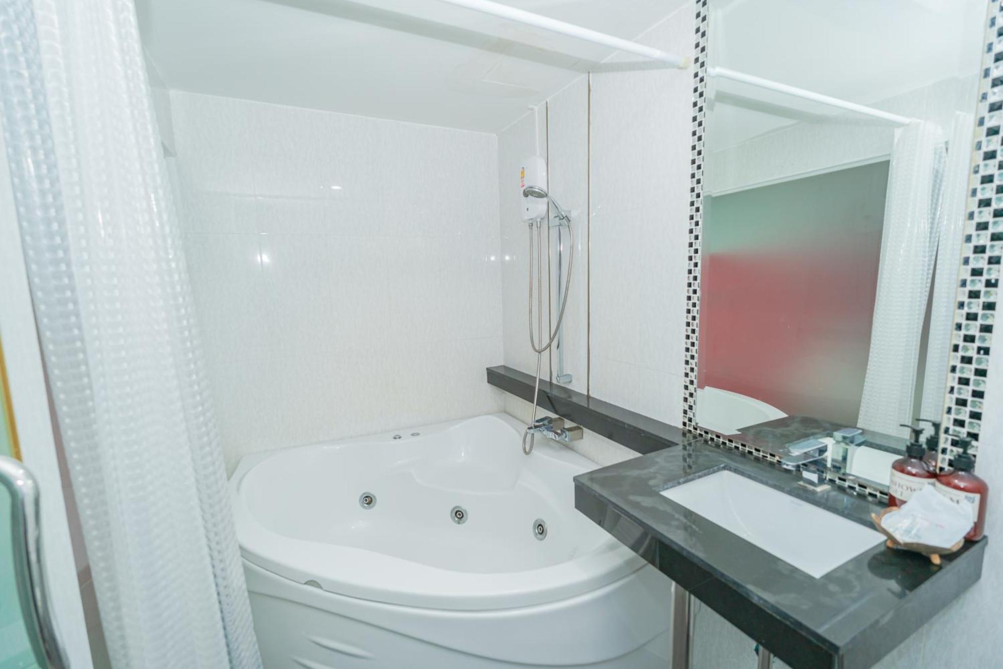 Patong Diamond Hotel Eksteriør bilde